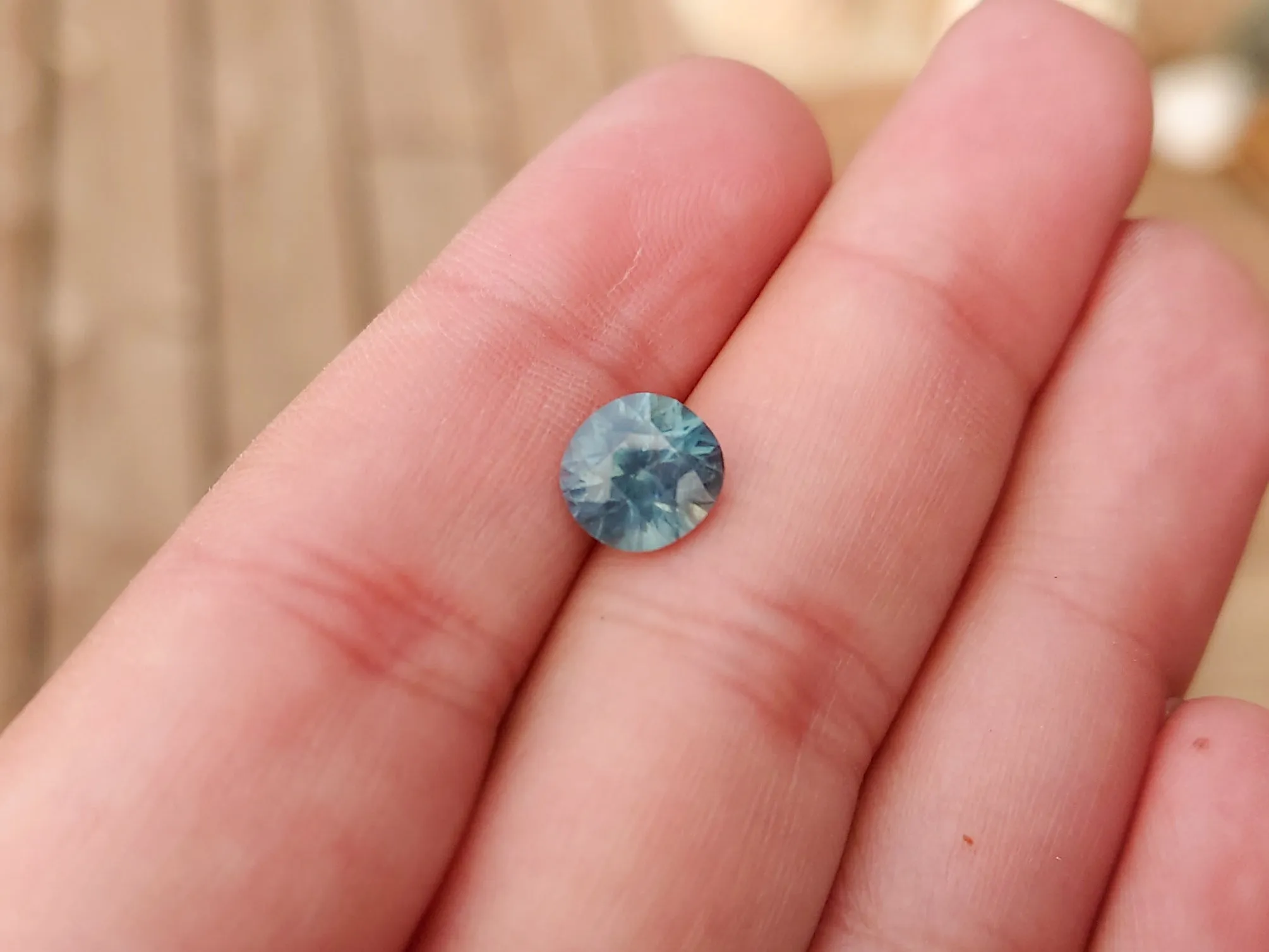 2.93ct POWDER BLUE GREEN MONTANA SAPPHIRE