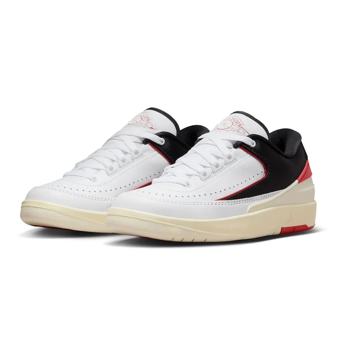 Air Jordan 2 RETRO LOW Women (white / university red-black-coconut milk)