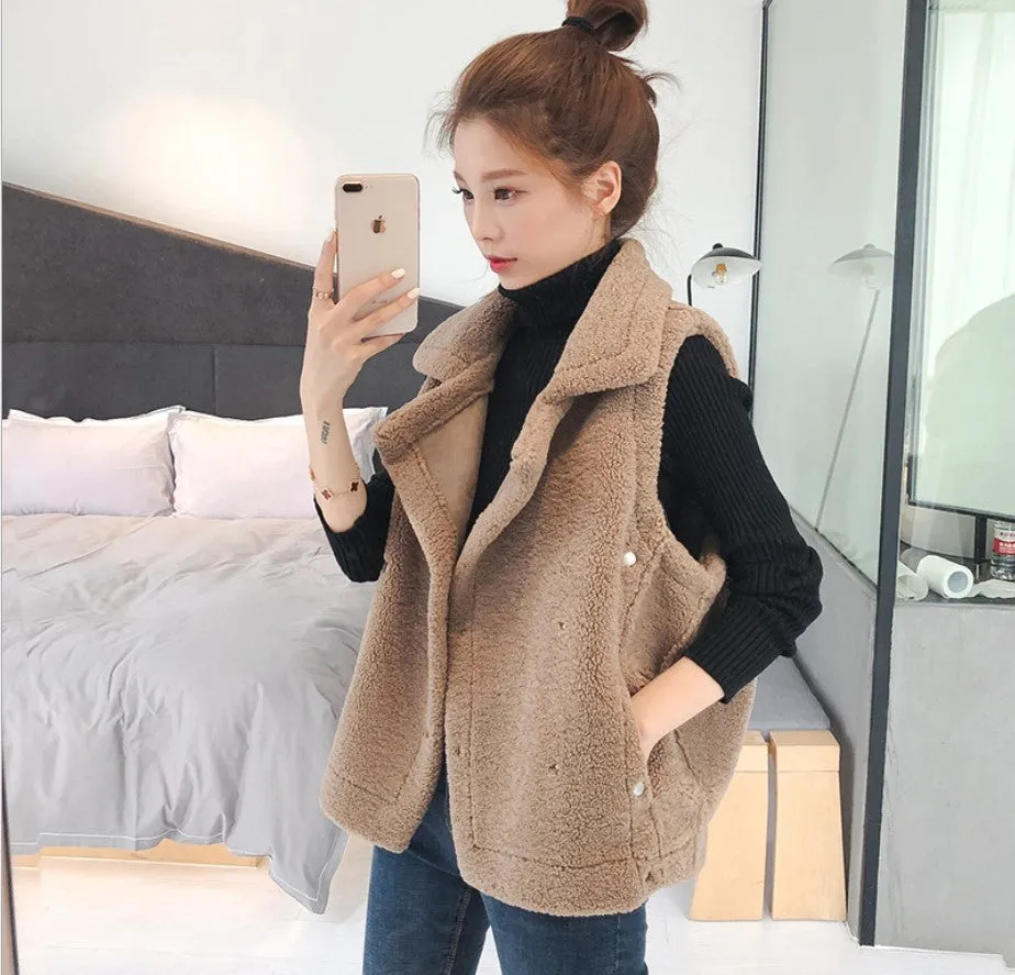 Autumn and winter Plush vest vest vest women 2019 new style college style sleeveless waistband christmas shirt  harajuku