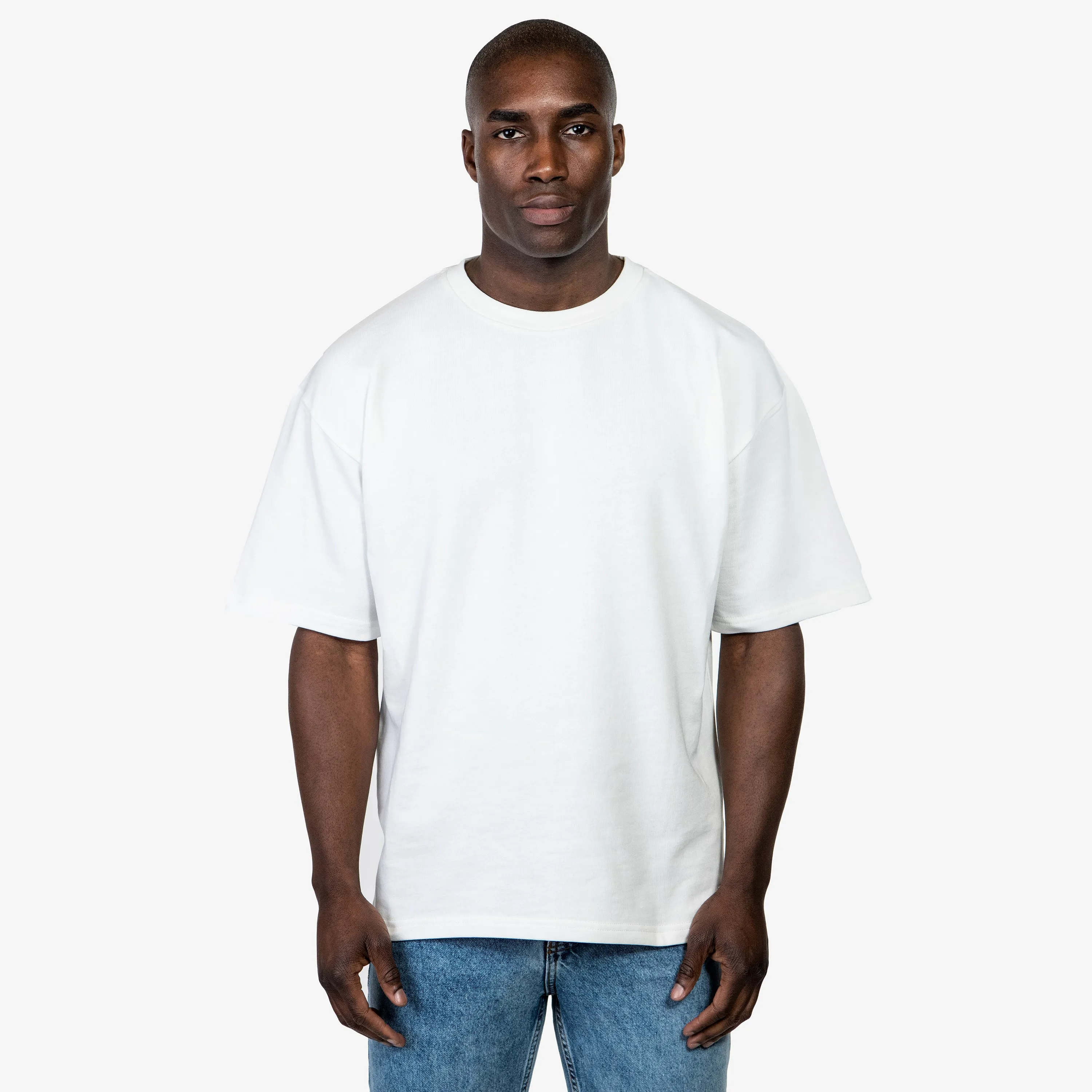 BASIC WHITE TEE