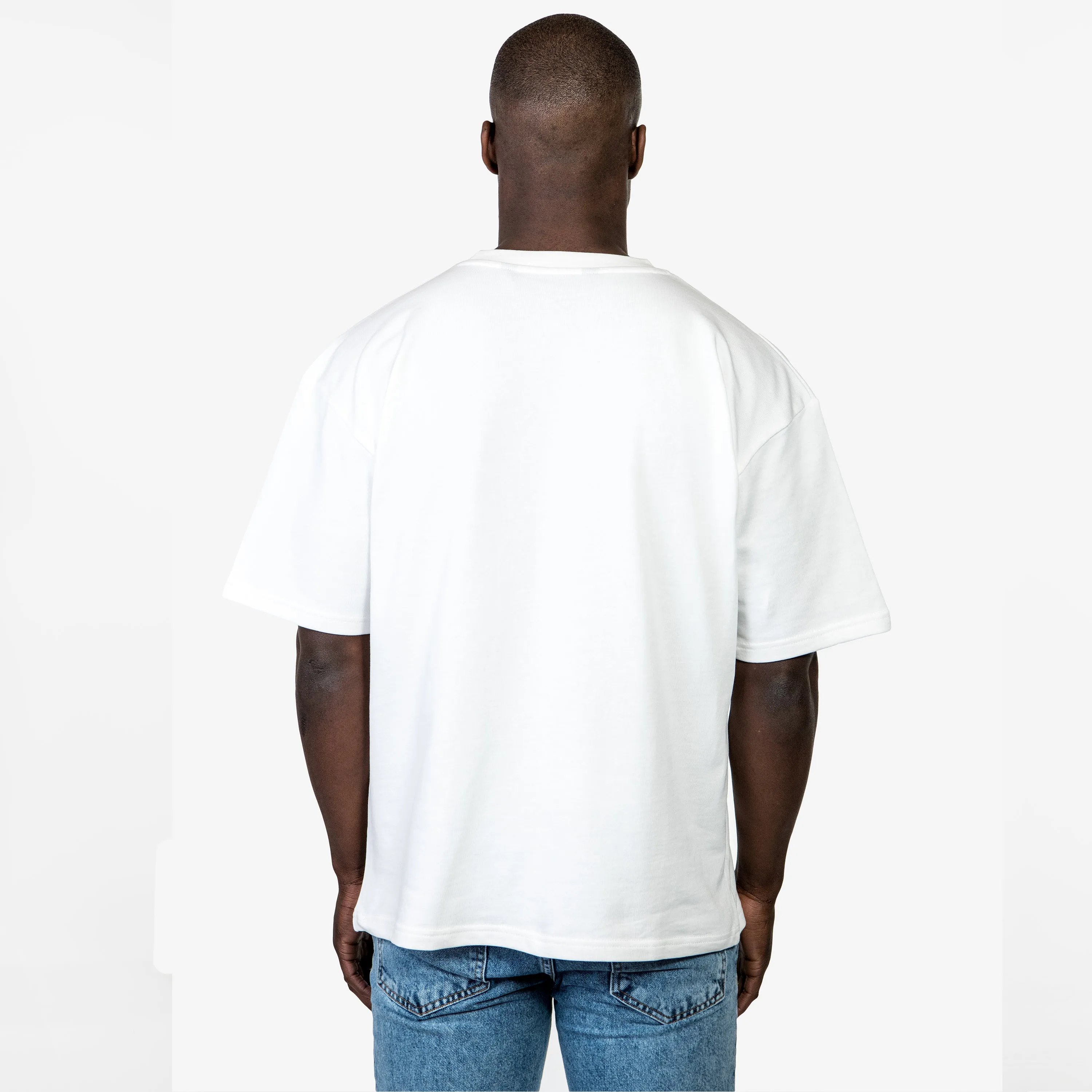 BASIC WHITE TEE