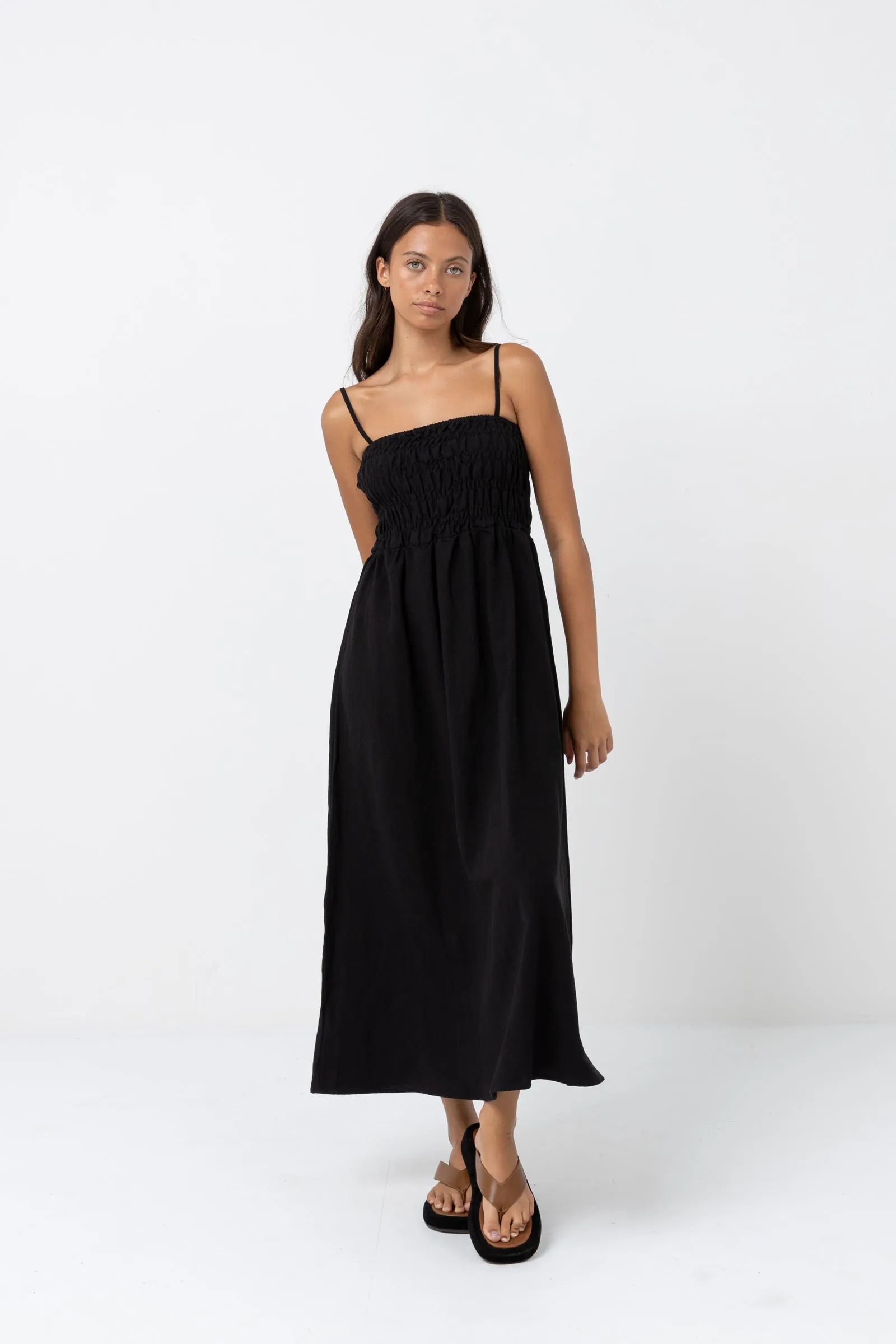 Classic Shirred Midi Dress Black