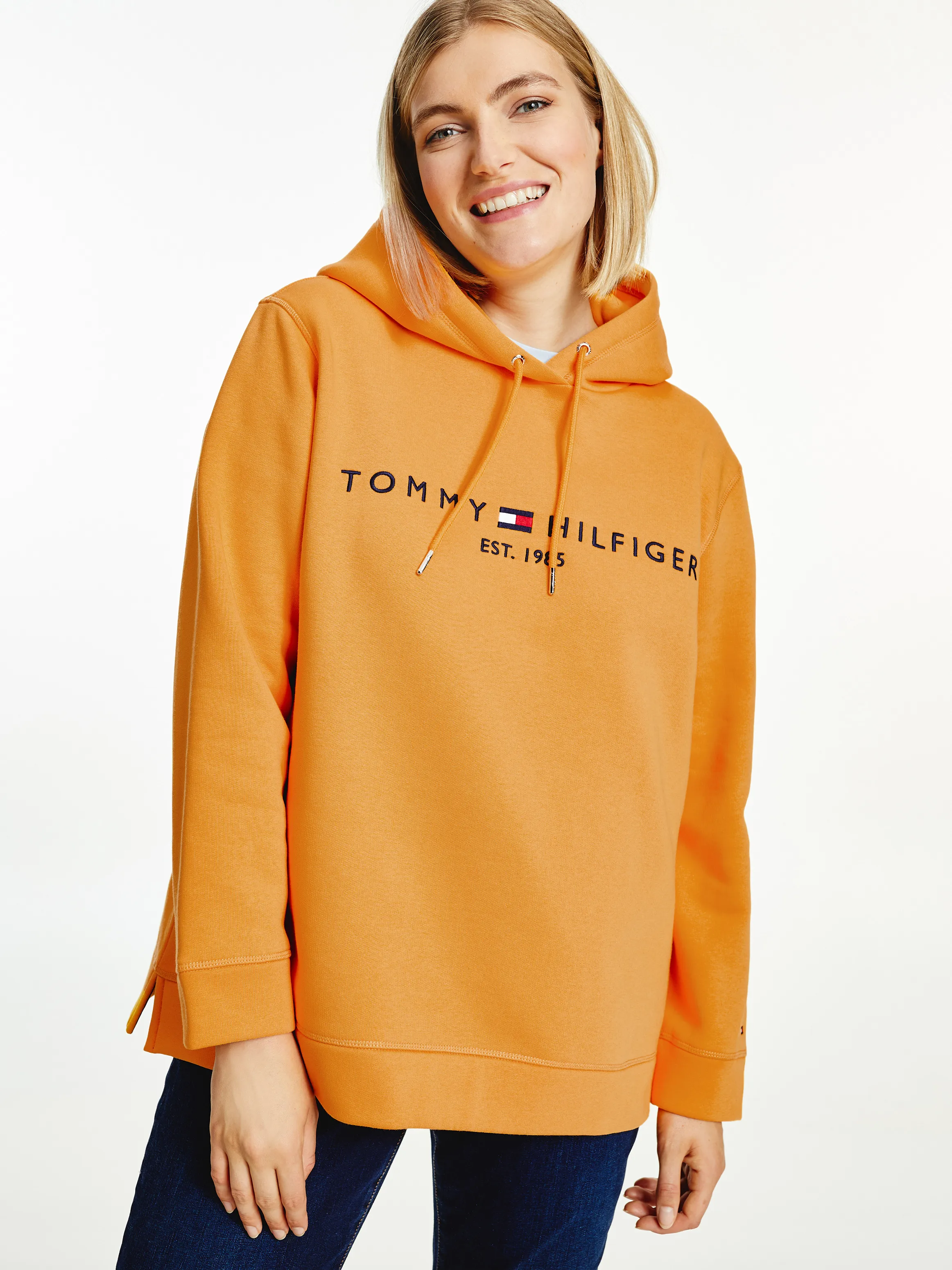 Essential Curve Logo Hoodie  | Sweatshirts & Hoodies |  Tommy Hilfiger