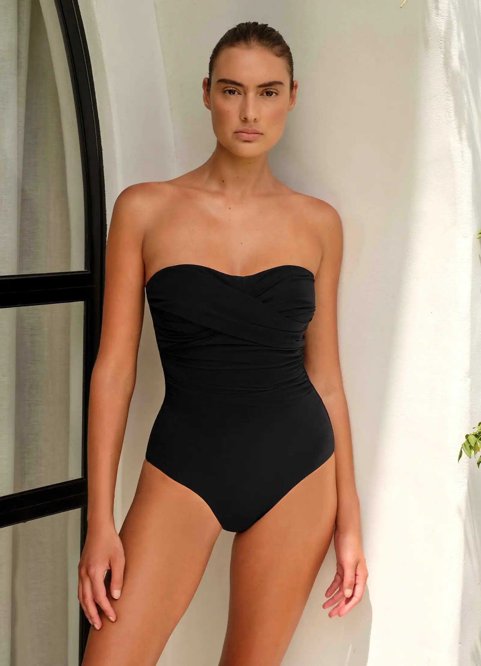 Jetset D-Dd Twist Front One Piece - Black