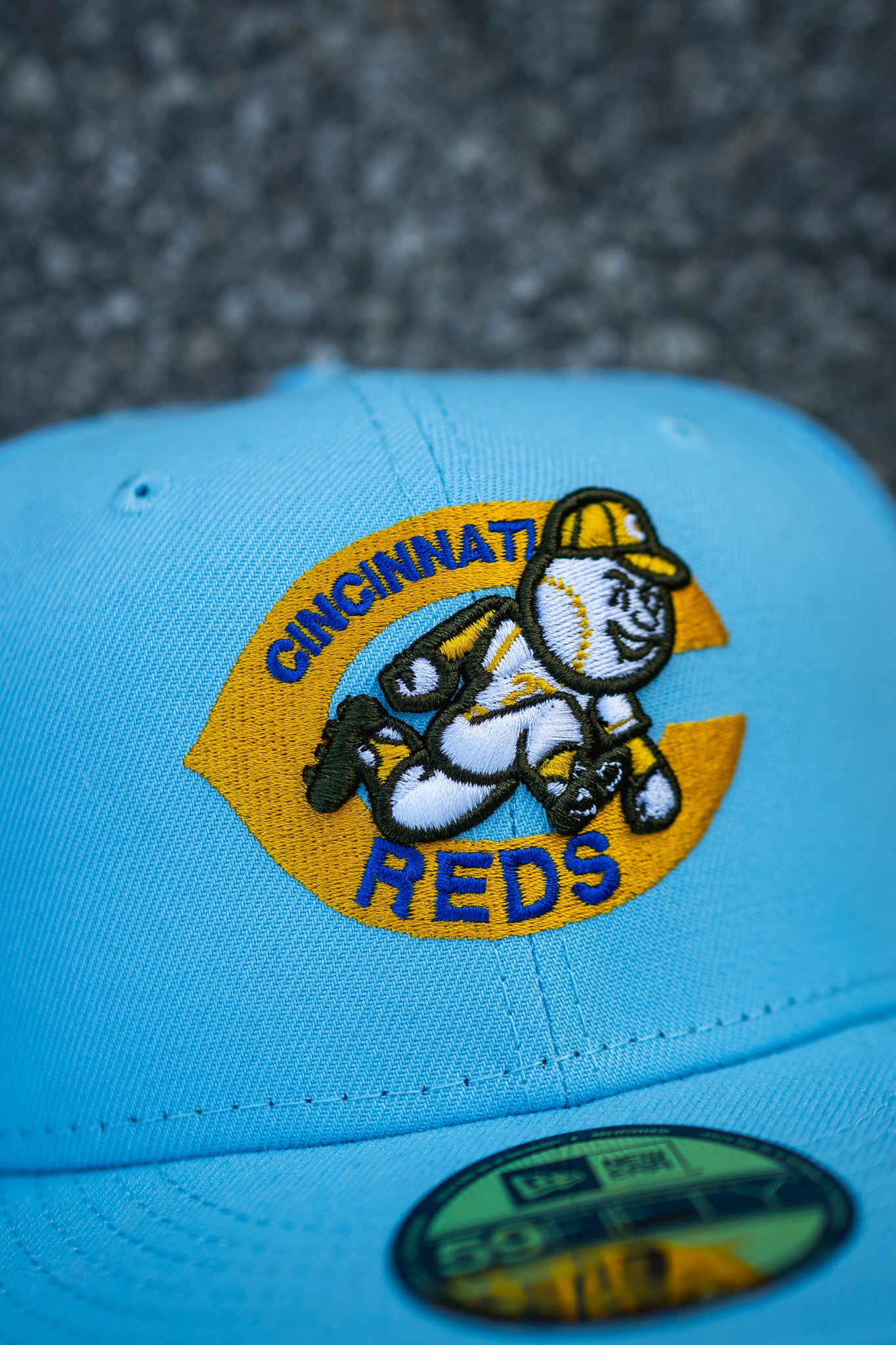 New Era Cincinnati Reds 1975 Big Red Machine Yellow UV (Powder Blue)