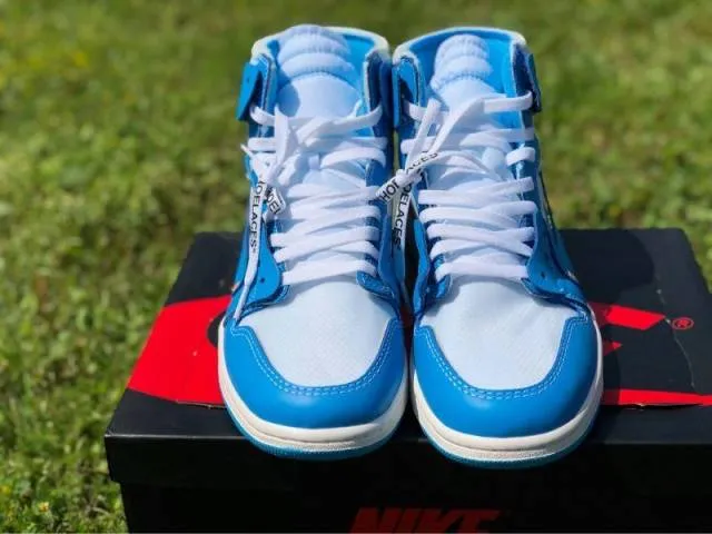 OFF-WHITE x Air Jordan 1 Powder Blue