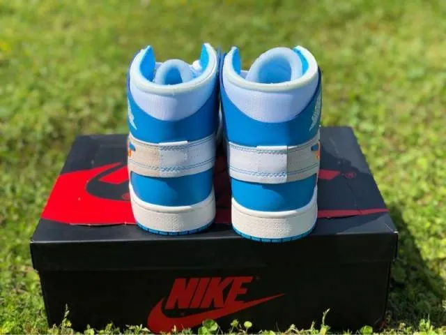 OFF-WHITE x Air Jordan 1 Powder Blue