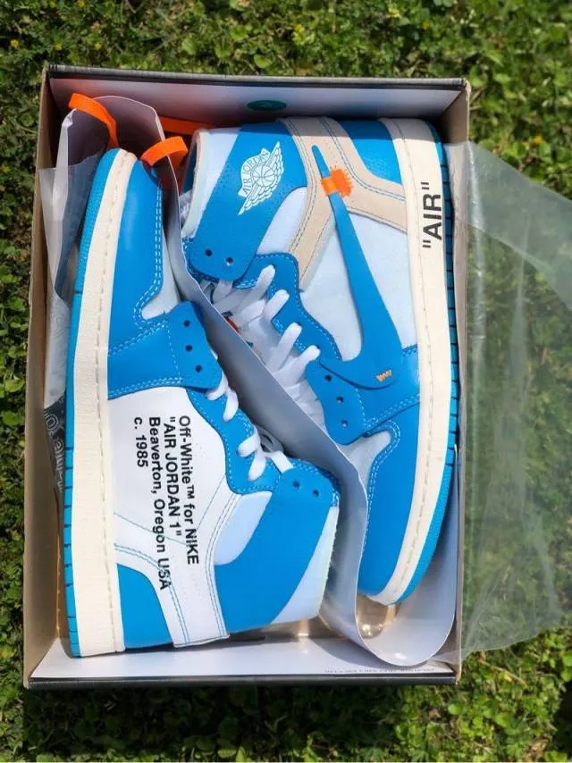 OFF-WHITE x Air Jordan 1 Powder Blue