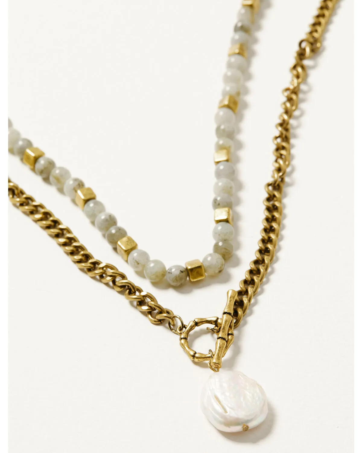 Product Name:  Shyanne Women's Sierra Winter Pearl Drop Necklace