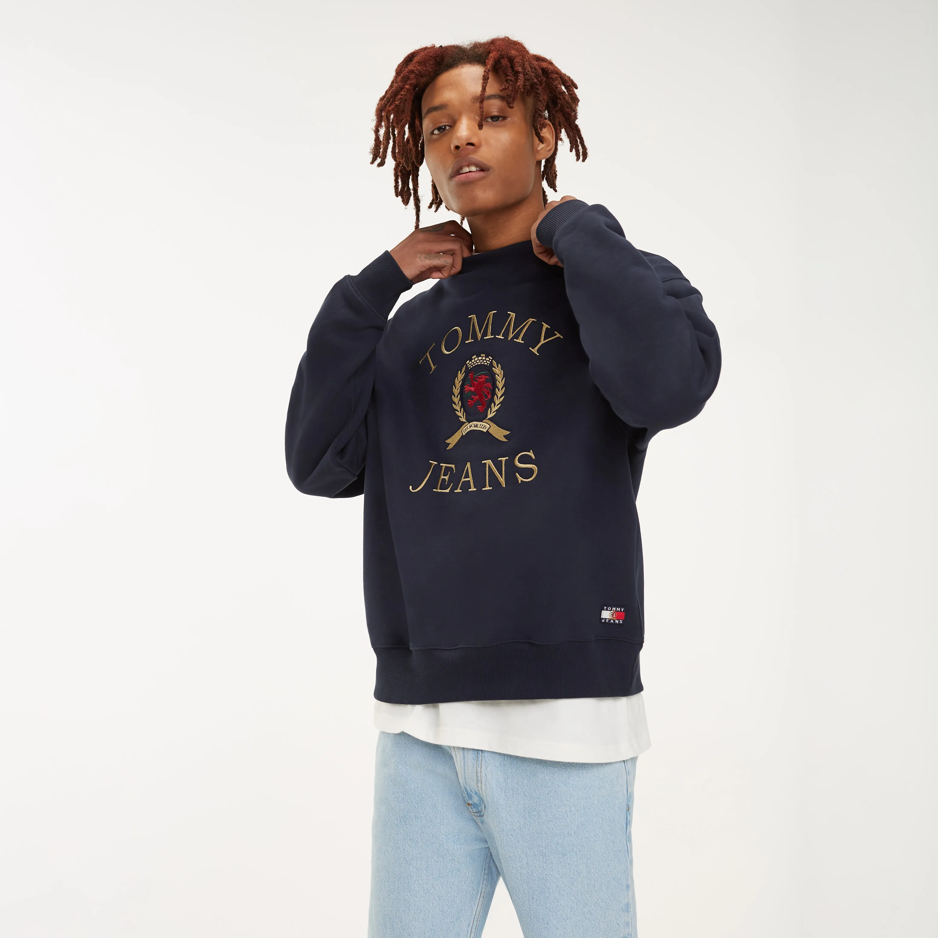 Red Crest Crew Neck Sweatshirt | Sweatshirts & Hoodies | Tommy Hilfiger