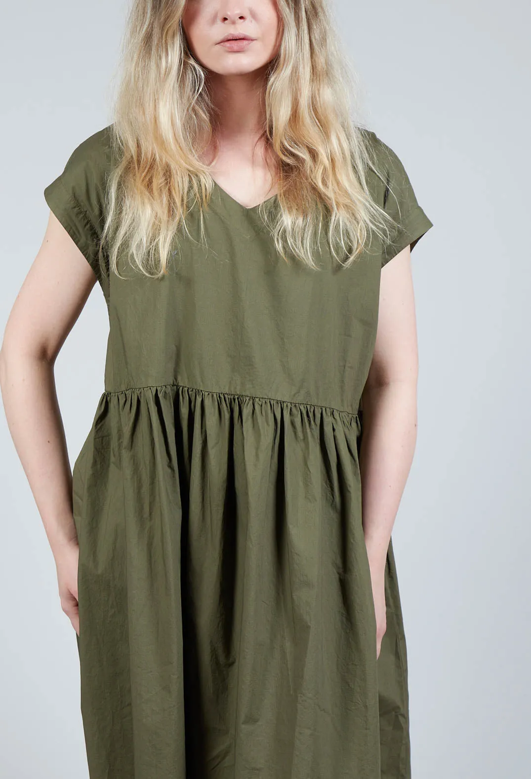 Smock Dress in Oliva