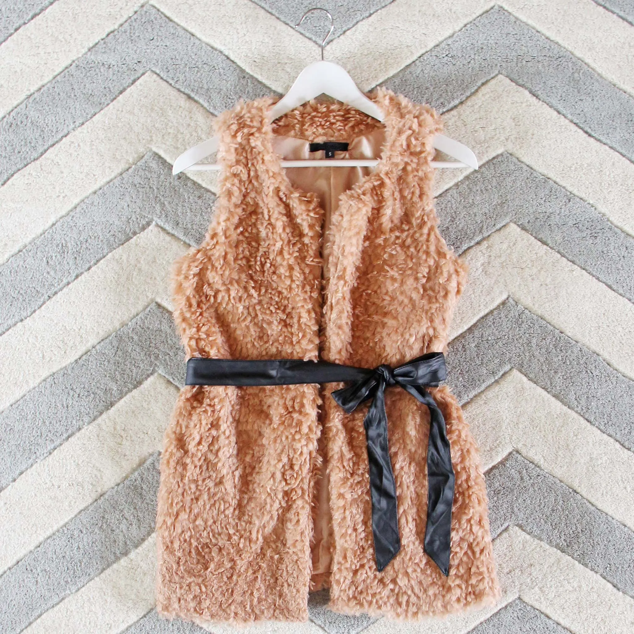 The Teddy Vest in Blush