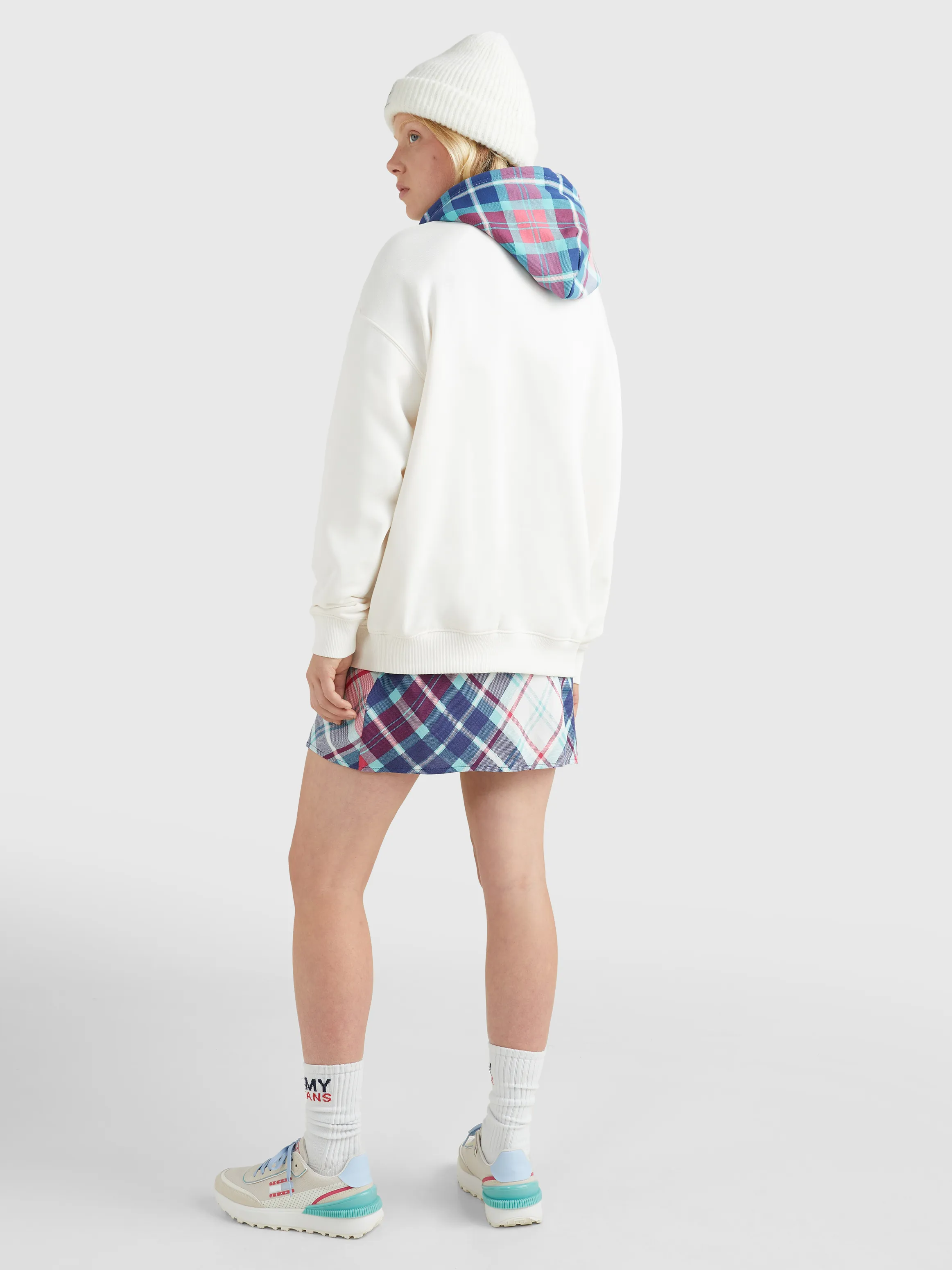 Tommy Tartan Logo Oversized Sweatshirt | Sweatshirts & Hoodies | Tommy Jeans