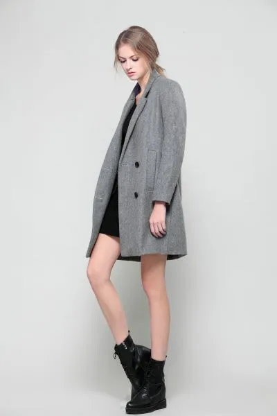 Women's wool coat with double button closure